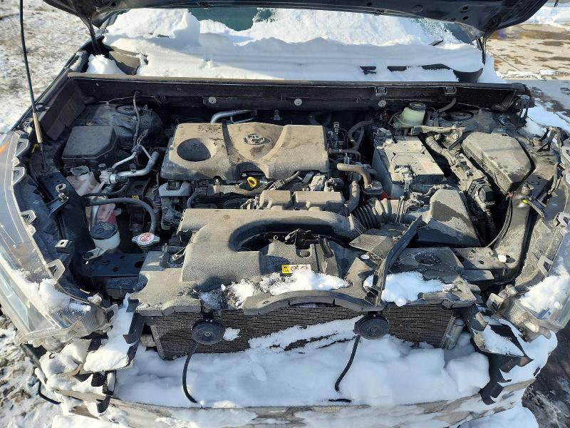 Photo 11 from auction – 2021 TOYOTA RAV4 XLE with VIN JTMP1RFV4MD070702