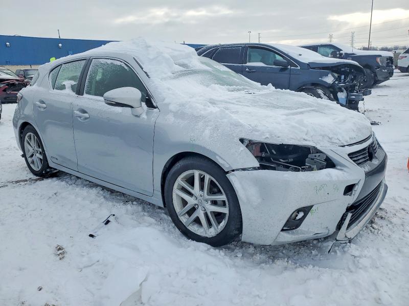 Фото 4 с аукциона – 2016 LEXUS CT 200 с VIN JTHKD5BHXG2252722