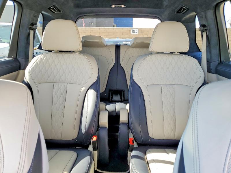 Photo 10 from auction – 2021 BMW X7 XDRIVE4 with VIN 5UXCW2C04M9E21497