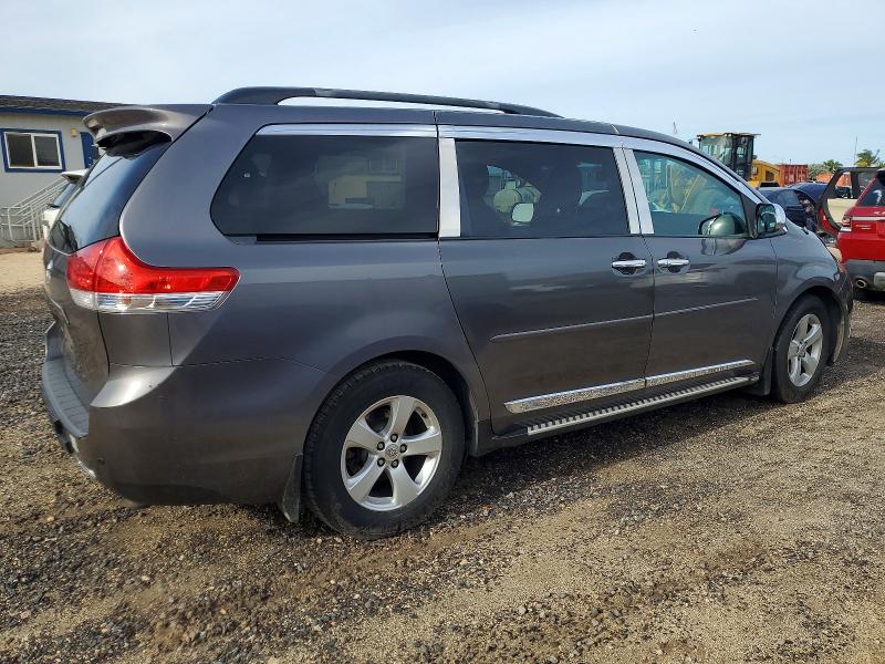 Photo 3 from auction – 2013 TOYOTA SIENNA with VIN 5TDYK3DC7DS296544