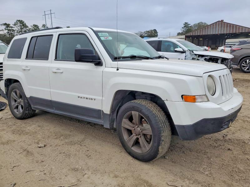 Photo 4 from auction – 2014 JEEP PATRIOT LA with VIN 1C4NJPFA4ED814096