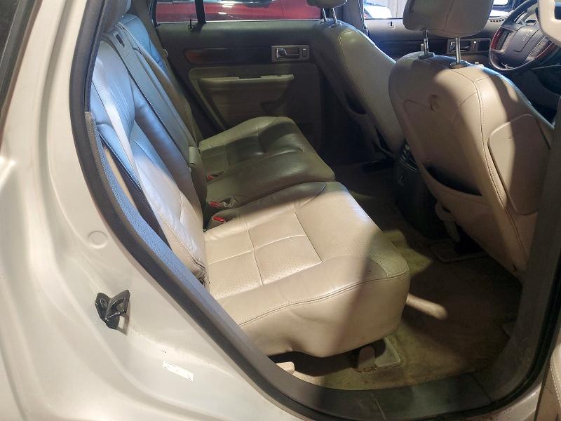 Photo 11 from auction – 2007 LINCOLN MKX with VIN 2LMDU68CX7BJ32733