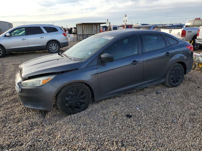 FORD FOCUS S 2015 with VIN 1FADP3E20FL254992 - Photo from auction