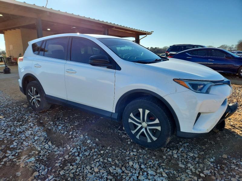 Photo 4 from auction – 2018 TOYOTA RAV4 with VIN 2T3ZFREV0JW444829
