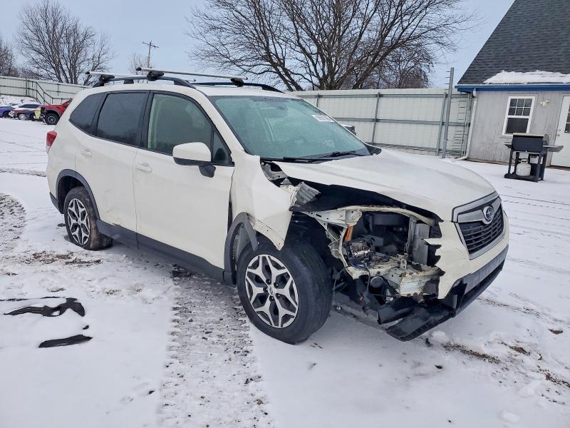 Photo 4 from auction – 2019 SUBARU FORESTER P with VIN JF2SKAGC2KH415738