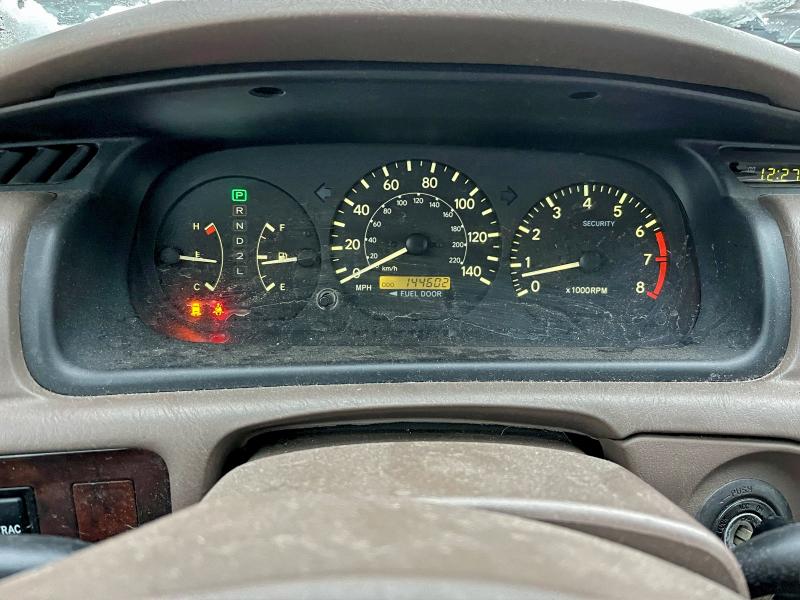 Photo 8 from auction – 2000 TOYOTA CAMRY LE with VIN 4T1BF28K0YU101855