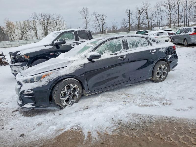 KIA FORTE FE 2021 with VIN 3KPF24AD2ME409451 - Photo from auction