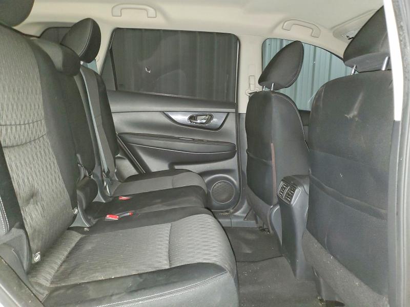 Photo 11 from auction – 2018 NISSAN ROGUE S with VIN KNMAT2MT2JP560428