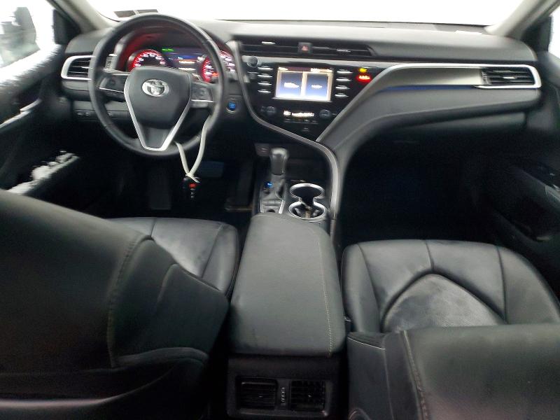 Photo 8 from auction – 2018 TOYOTA CAMRY with VIN 4T1B61HK2JU110833