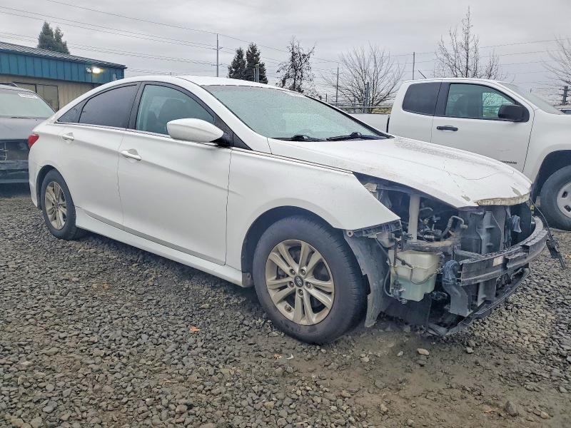 Photo 4 from auction – 2014 HYUNDAI SONATA GLS with VIN 5NPEB4AC4EH874880