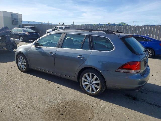 Photo 2 from auction – 2014 VOLKSWAGEN JETTA with VIN 3VWPL7AJ9EM627755