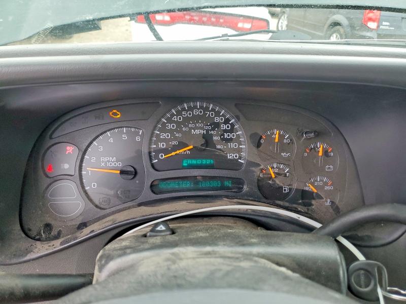 Photo 9 from auction – 2004 CHEVROLET SILVERADO with VIN 1GCEK19T84E372200
