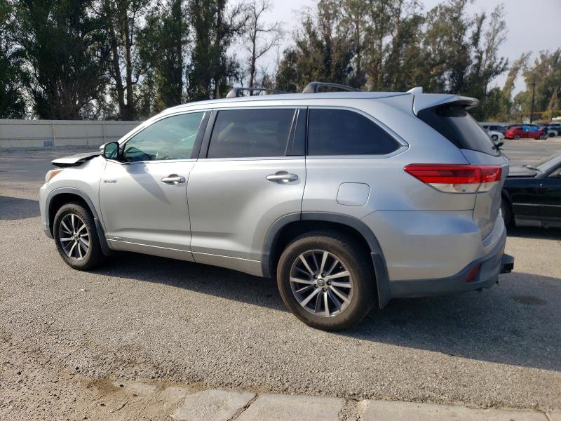 Photo 2 from auction – 2017 TOYOTA HIGHLANDER with VIN 5TDJGRFH3HS029387