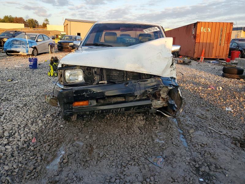 Снимка 5 от търг – 1992 MAZDA B2200 SHOR с VIN JM2UF113XN0274131
