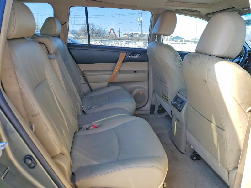 Photo 11 from auction – 2008 TOYOTA HIGHLANDER with VIN JTEEW44A882016408