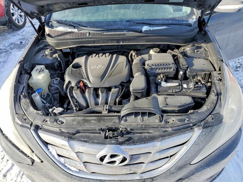 Photo 11 from auction – 2011 HYUNDAI SONATA with VIN 5NPEC4AC0BH138754