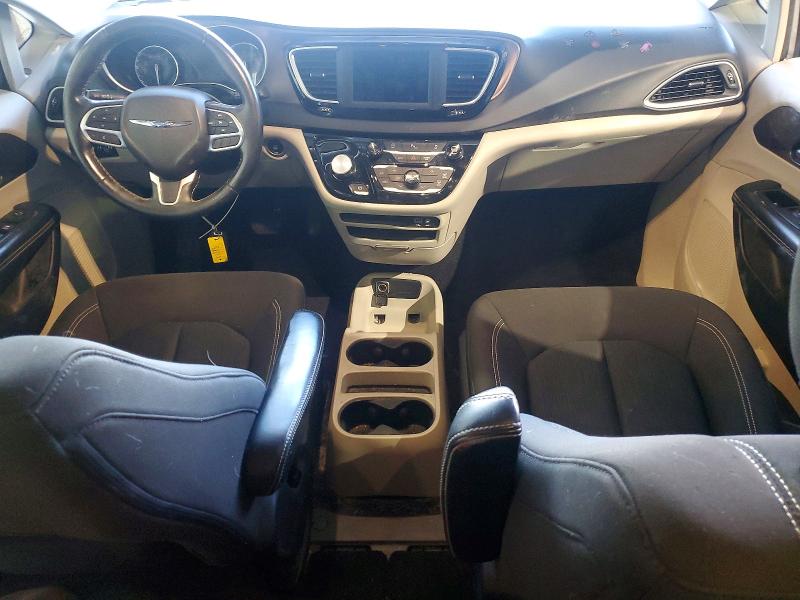 Photo 8 from auction – 2020 CHRYSLER VOYAGER with VIN 2C4RC1CG1LR128447