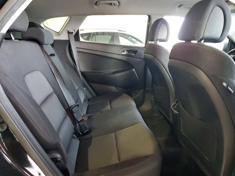 Photo 11 from auction – 2017 HYUNDAI TUCSON with VIN KM8J3CA22HU493497