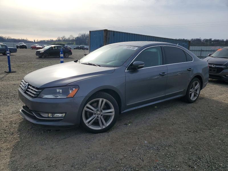 VOLKSWAGEN PASSAT SEL 2015 with VIN 1VWCV7A34FC066944 - Photo from auction