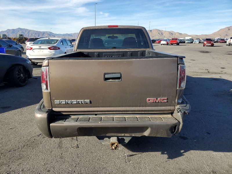 Photo 6 from auction – 1999 GMC SONOMA with VIN 1GTCS19X7X8510970