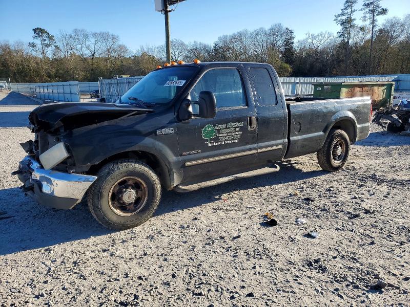FORD F250 SUPER 2000 with VIN 1FTNX20F6YEC44946 - Photo from auction