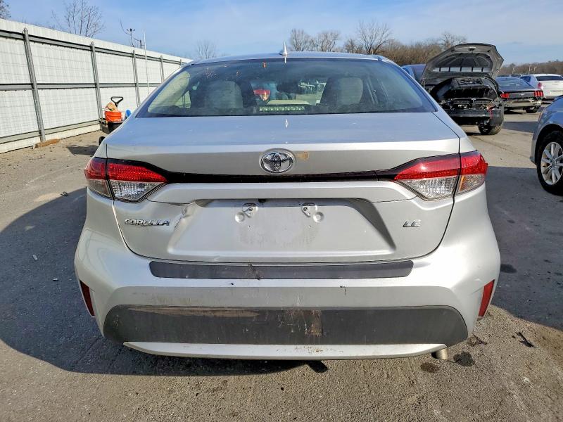 Photo 6 from auction – 2020 TOYOTA COROLLA with VIN JTDEPRAE3LJ037302
