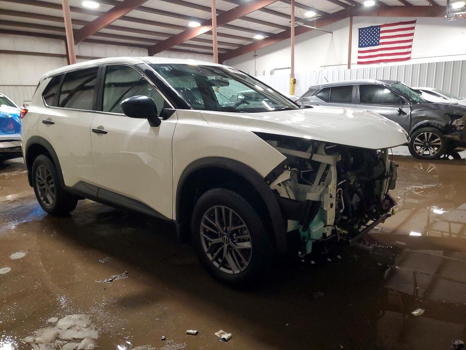 Photo 4 from auction – 2023 NISSAN ROGUE with VIN 5N1BT3AB4PC877385