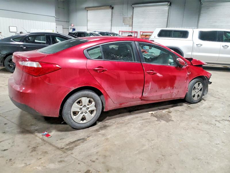 Photo 3 from auction – 2015 KIA FORTE with VIN KNAFX4A62F5290265