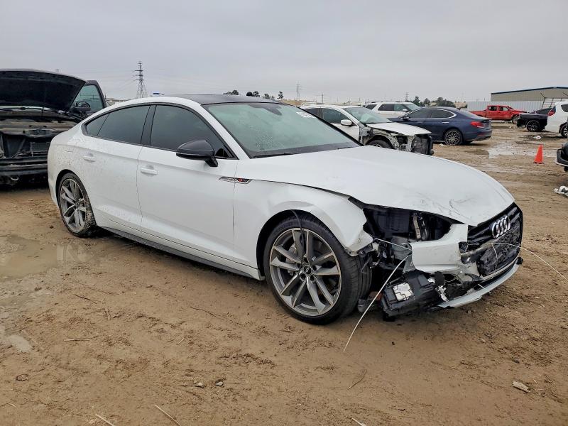 Photo 4 from auction – 2019 AUDI A5 PREMIUM with VIN WAUENCF54KA078142