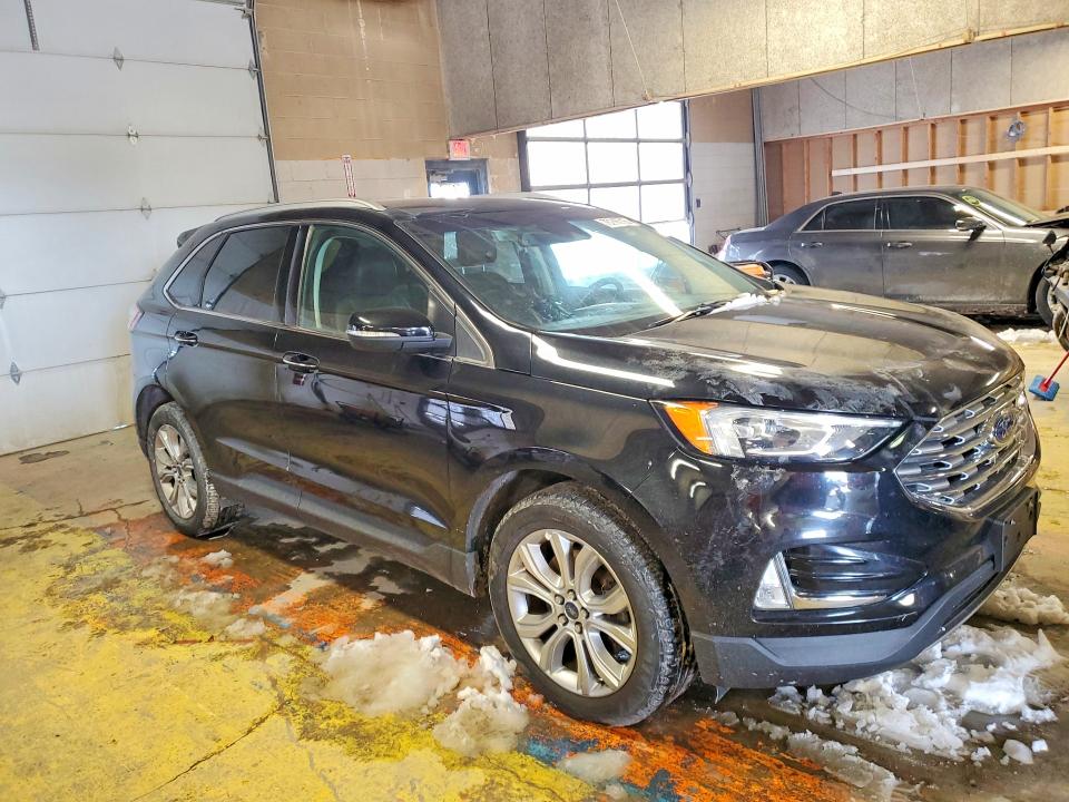 Photo 4 from auction – 2019 FORD EDGE TITAN with VIN 2FMPK4K96KBC52263