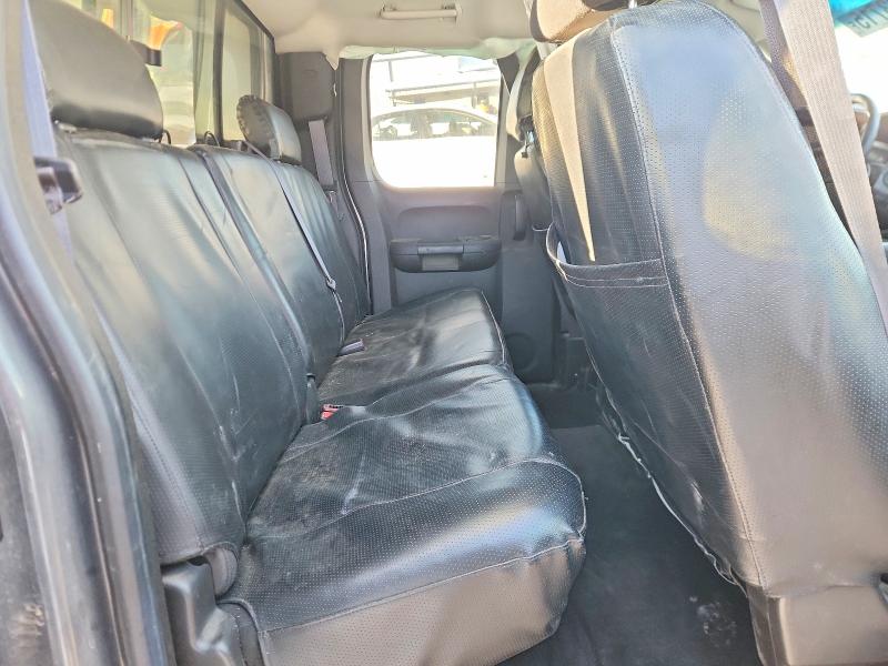Photo 10 from auction – 2011 GMC SIERRA K15 with VIN 1GTR2VE37BZ396198