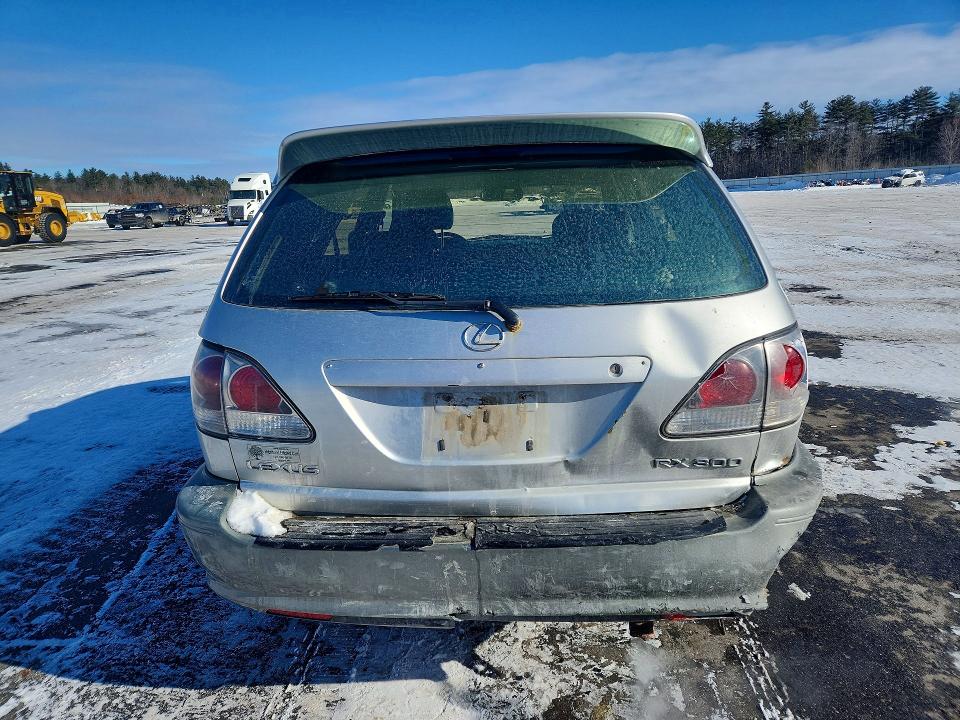 Photo 6 from auction – 2001 LEXUS RX 300 with VIN JTJHF10UX10194741
