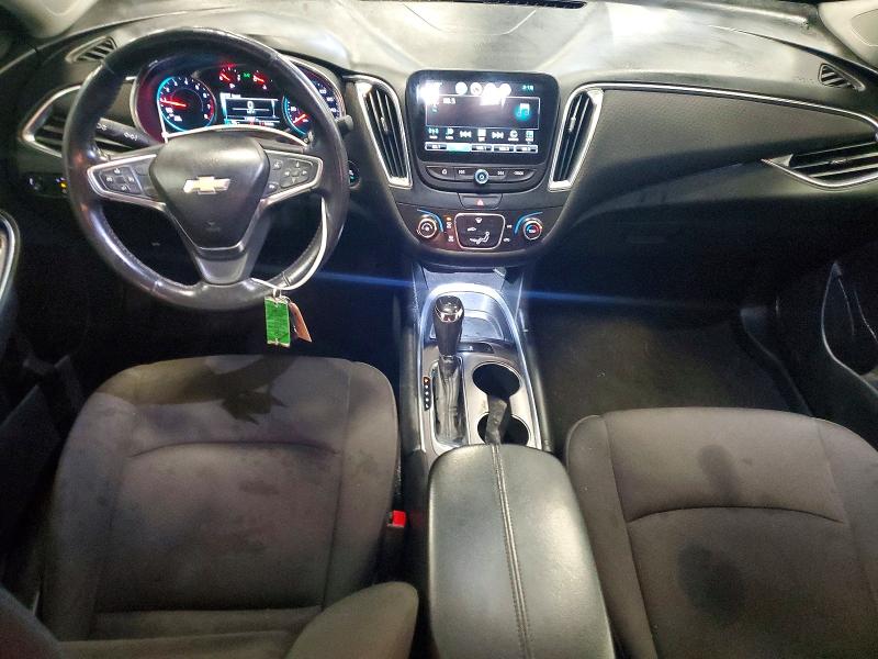 Photo 8 from auction – 2018 CHEVROLET MALIBU LT with VIN 1G1ZD5ST0JF208063