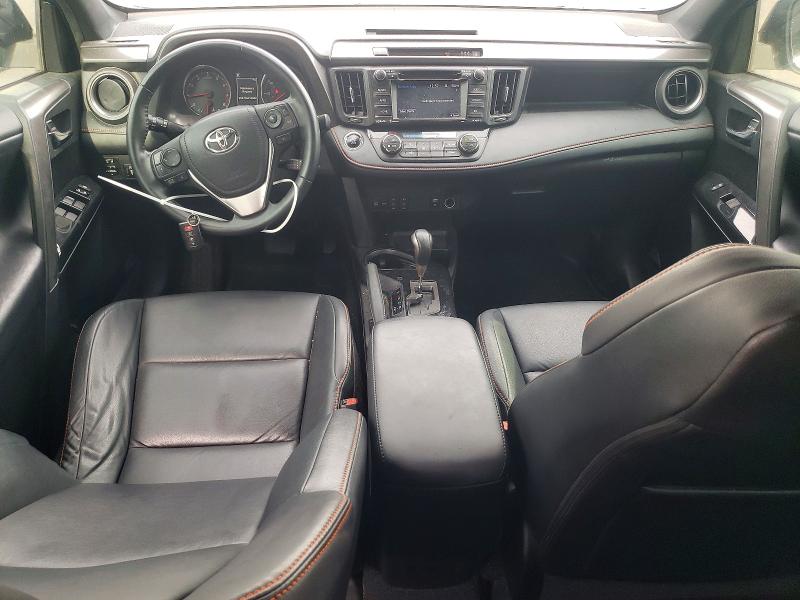 Photo 8 from auction – 2017 TOYOTA RAV4 SE with VIN 2T3NFREV5HW361129
