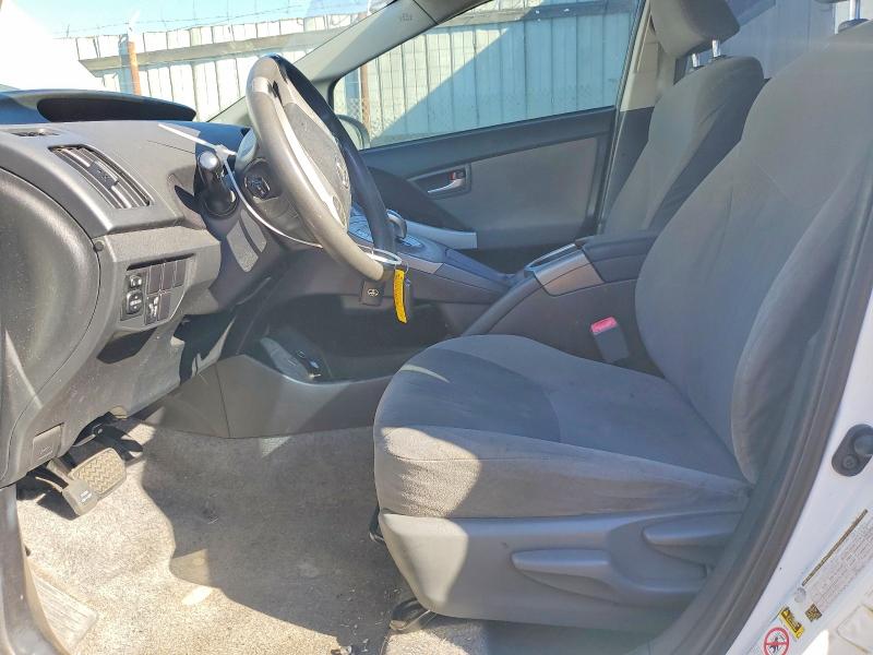 Photo 7 from auction – 2013 TOYOTA PRIUS with VIN JTDKN3DU9D5694754