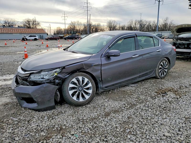 HONDA ACCORD 2017 z numerem VIN JHMCR6F71HC019272 - Zdjęcie z aukcji