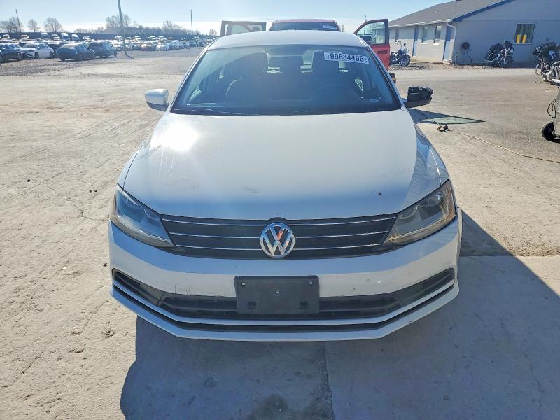 Photo 5 from auction – 2017 VOLKSWAGEN JETTA S with VIN 3VW2B7AJ1HM340315