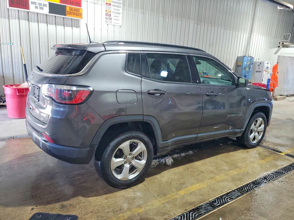 Photo 3 from auction – 2020 JEEP COMPASS with VIN 3C4NJDBB2LT115649