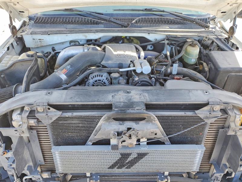 Photo 11 from auction – 2001 CHEVROLET SILVERADO with VIN 1GCHK23141F207518