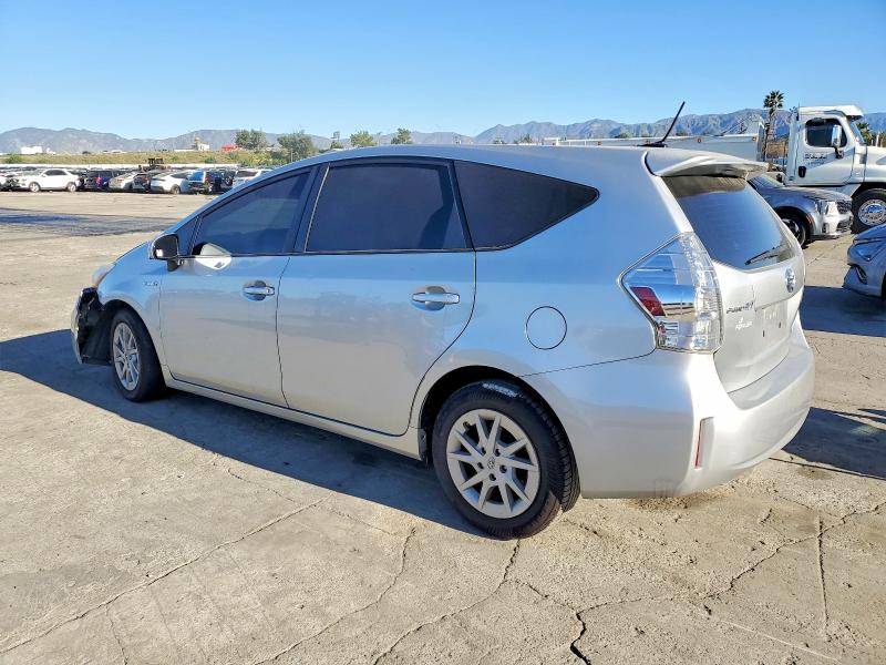 Photo 2 from auction – 2012 TOYOTA PRIUS V with VIN JTDZN3EU6C3120569