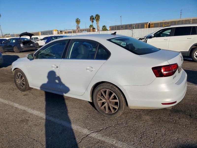 Photo 2 from auction – 2017 VOLKSWAGEN JETTA SE with VIN 3VWDB7AJ8HM291560