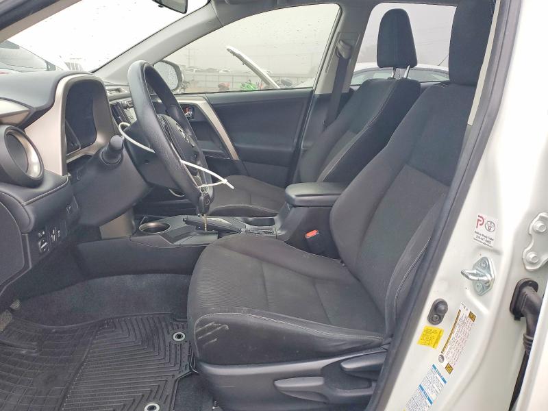 Photo 7 from auction – 2014 TOYOTA RAV4 XLE with VIN JTMRFREV0EJ009281