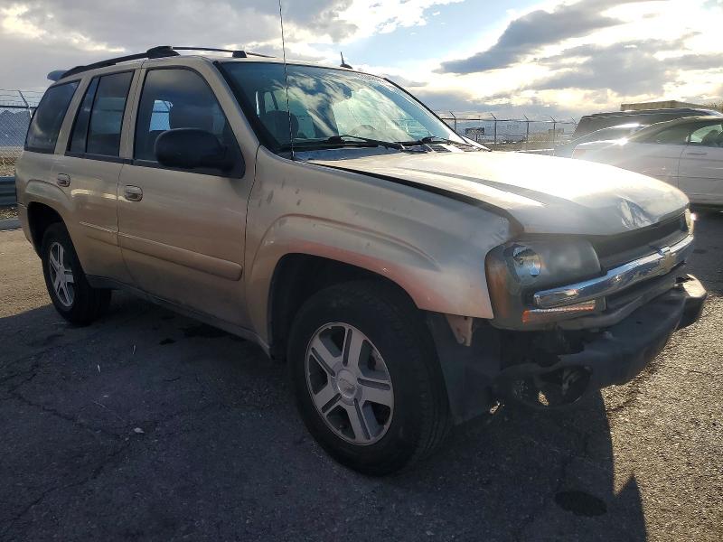 Photo 4 from auction – 2005 CHEVROLET TRAILBLAZE with VIN 1GNDS13S452153921