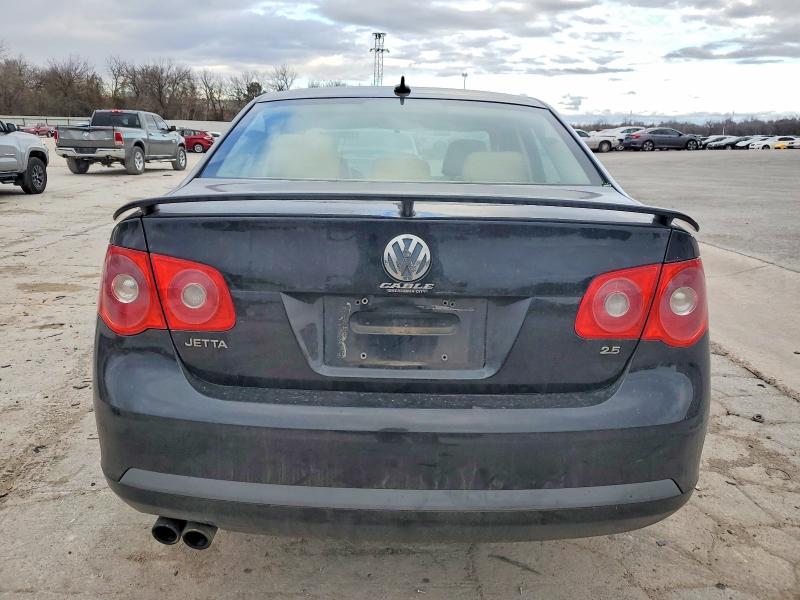 Photo 6 from auction – 2007 VOLKSWAGEN JETTA 2.5 with VIN 3VWRF81K27M025412