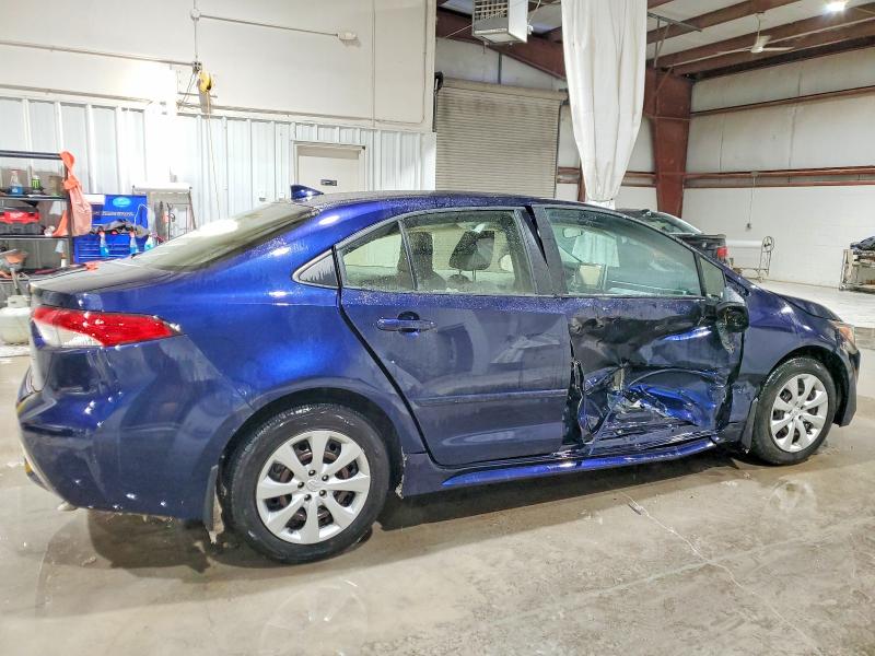 Photo 3 from auction – 2021 TOYOTA COROLLA LE with VIN JTDEPMAE6MJ137611