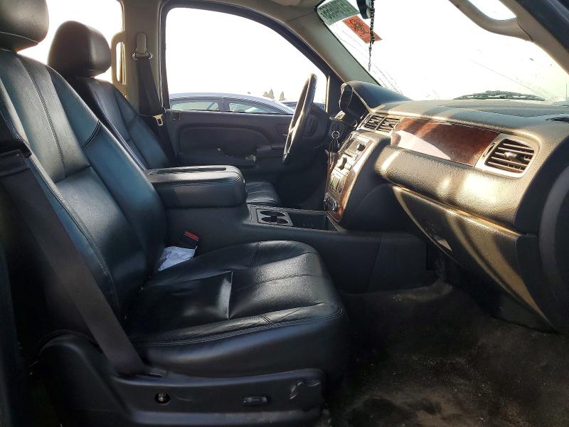 Photo 7 from auction – 2014 CHEVROLET TAHOE with VIN 1GNSKBE06ER216503