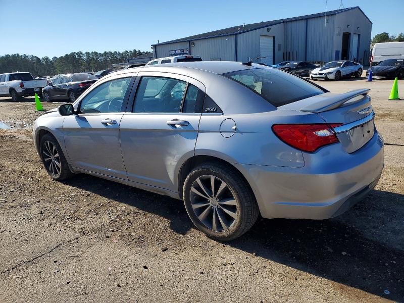 Photo 2 from auction – 2013 CHRYSLER 200 with VIN 1C3CCBBB2DN510216
