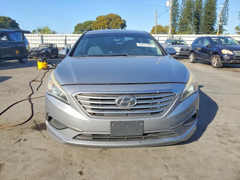 Photo 5 from auction – 2016 HYUNDAI SONATA SE with VIN 5NPE24AF9GH384058