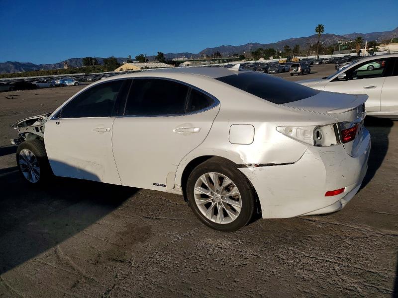 Photo 2 from auction – 2013 LEXUS ES 300H with VIN JTHBW1GGXD2017011