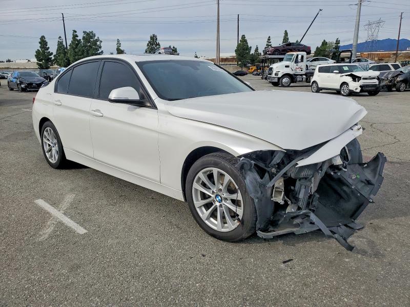 Photo 4 from auction – 2017 BMW 320 with VIN WBA8A9C59HK619625